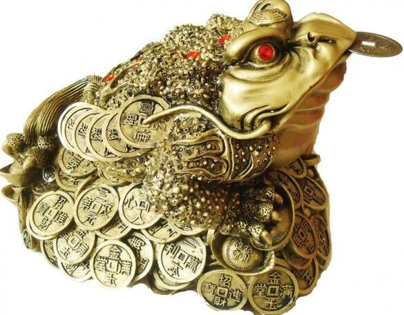A three-legged toad will attract stable wealth and good luck to your home.