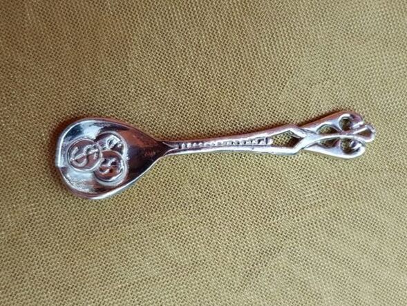 Silver spoon promotes the flow of money